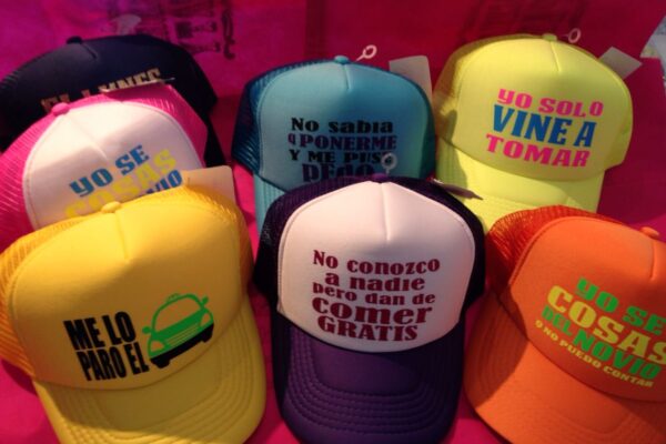 Frases de amor para gorras